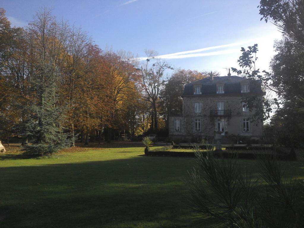 Manoir De La Marjolaine Acomodação com café da manhã Cabourg Exterior foto