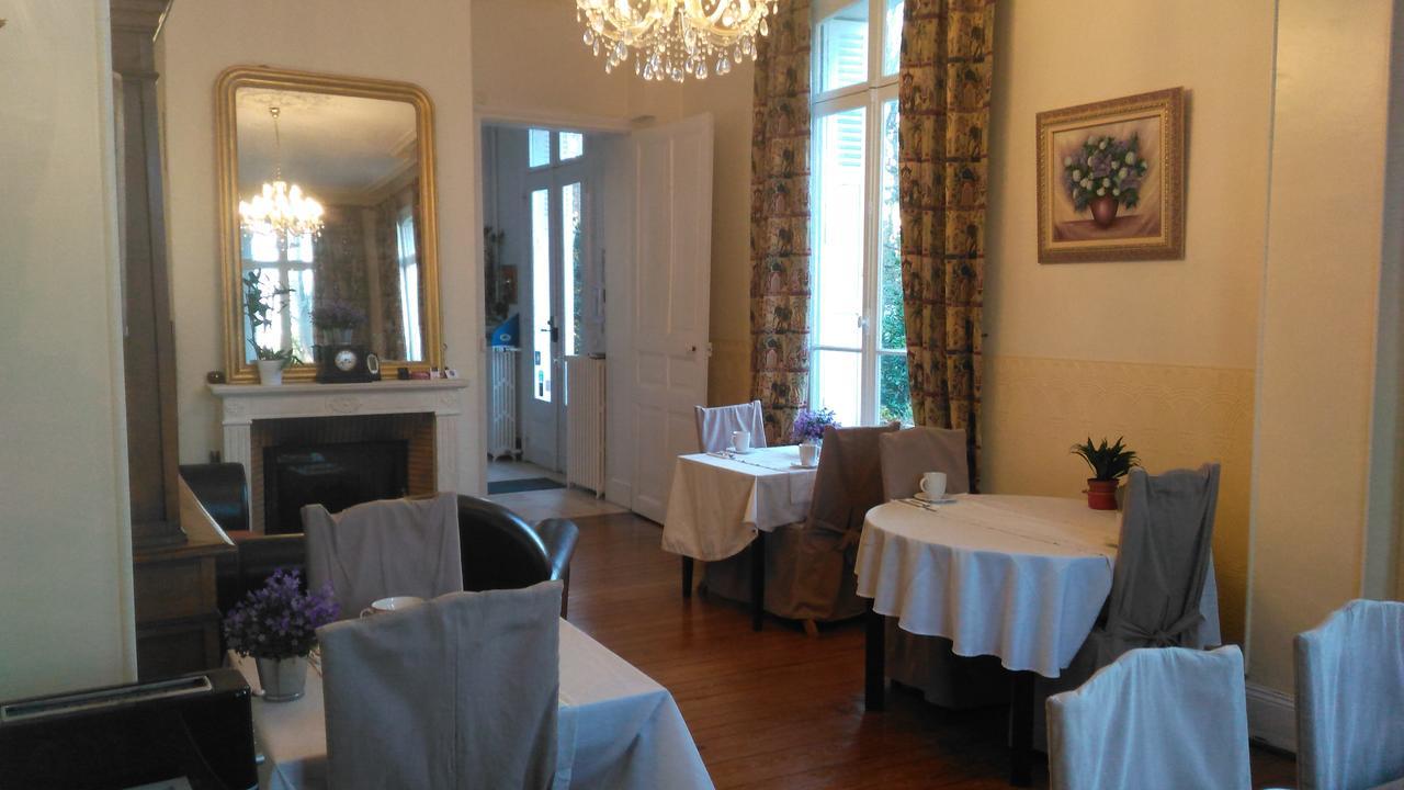 Manoir De La Marjolaine Acomodação com café da manhã Cabourg Exterior foto